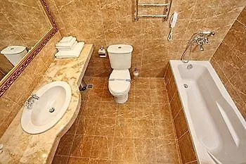 Olympic Hotel Kyjev 4*,
