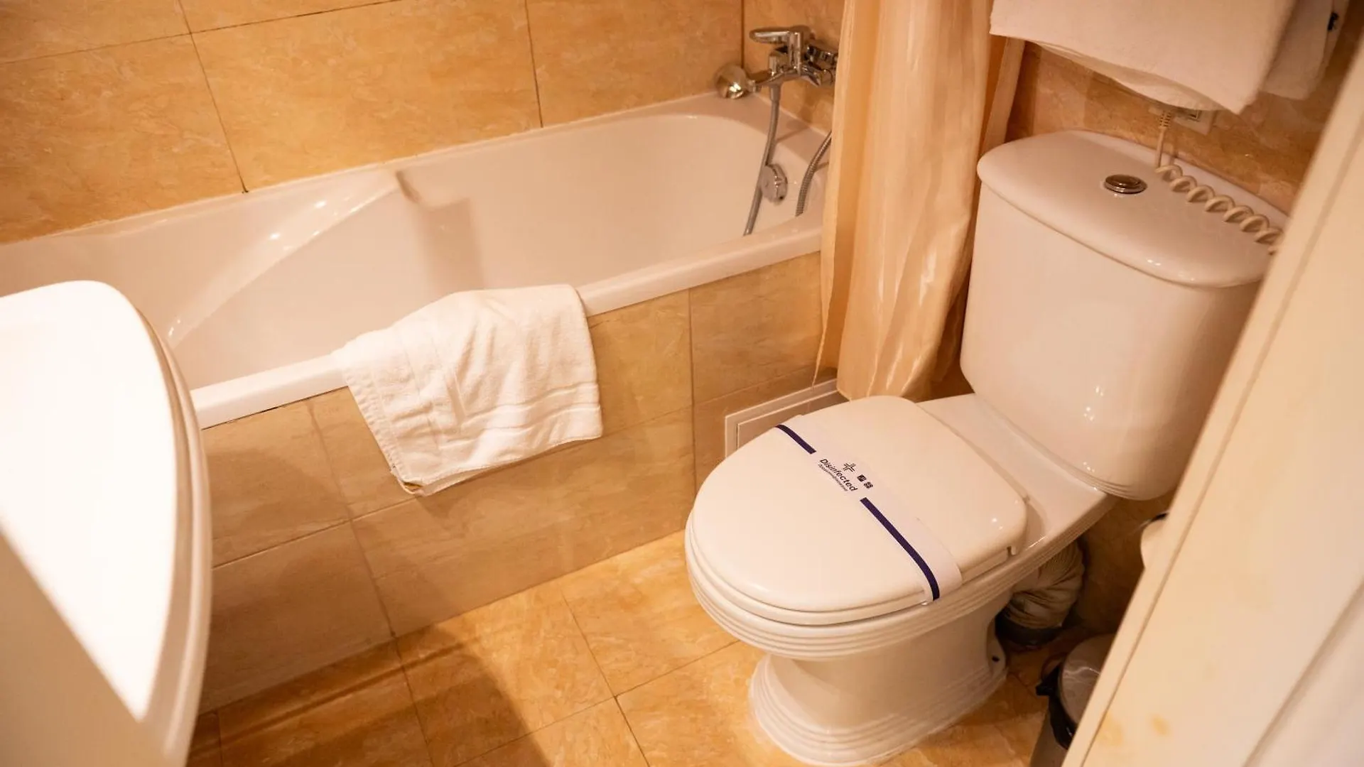 Olympic Hotel Kyiv 4*,  Ukraine